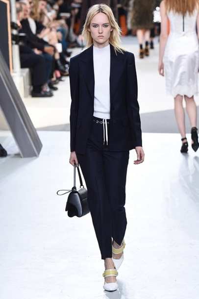 "Леопард" снова в моде: Louis Vuitton представил новую коллекцию (ФОТО) "Леопард" снова в моде: Louis Vuitton представил новую коллекцию (ФОТО)