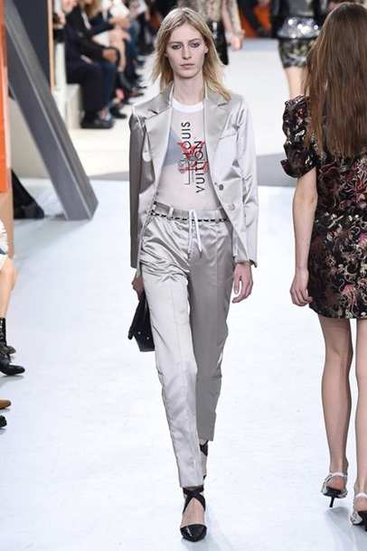 "Леопард" снова в моде: Louis Vuitton представил новую коллекцию (ФОТО) "Леопард" снова в моде: Louis Vuitton представил новую коллекцию (ФОТО)