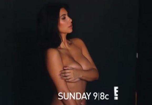 Ким Кардашян снова оголилась для зрителей сериала "Keeping Up With The Kardashians" (ФОТО-ВИДЕО) Ким Кардашян снова оголилась для зрителей сериала "Keeping Up With The Kardashians" (ФОТО-ВИДЕО)