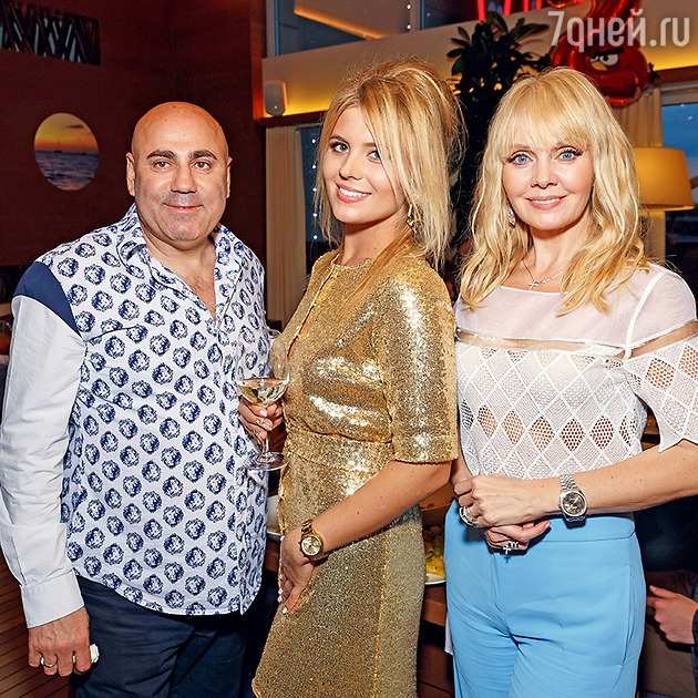 Дочь Валерии собрала звезд на праздновании своего дня рождения (ФОТО) Дочь Валерии собрала звезд на праздновании своего дня рождения (ФОТО)