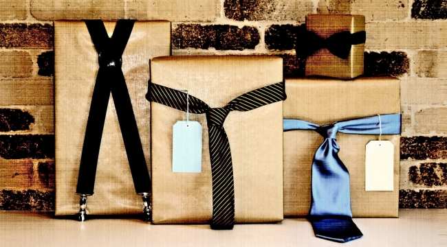 Что подарить мужчине на 23 февраля: подарки по Знаку Зодиака