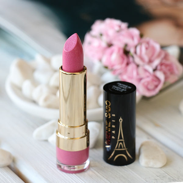 Rouge Charmant от Vivienne Sabo #611
